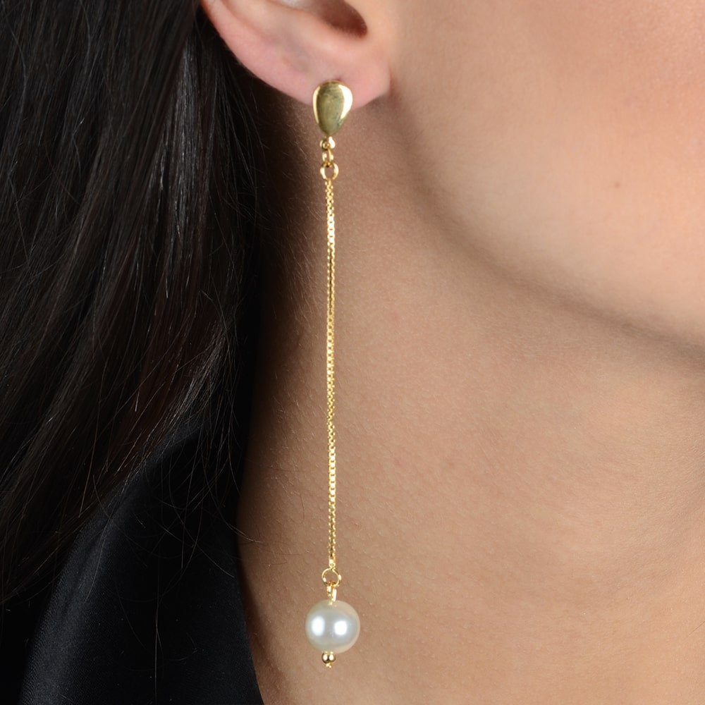 Brinco Dourado de Corrente com Pérola - Galeria